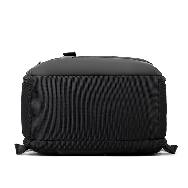 Men's Backpacks MBP25C40 - Vacuum Compression backpacks, Gun Bags, Tactical Bags MOQ From 24pcs | BaystorySupply