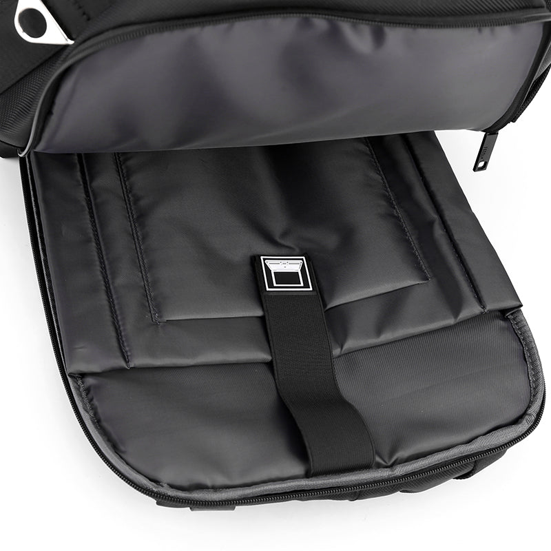 Men's Backpacks MBP25C40 - Vacuum Compression backpacks, Gun Bags, Tactical Bags MOQ From 24pcs | BaystorySupply